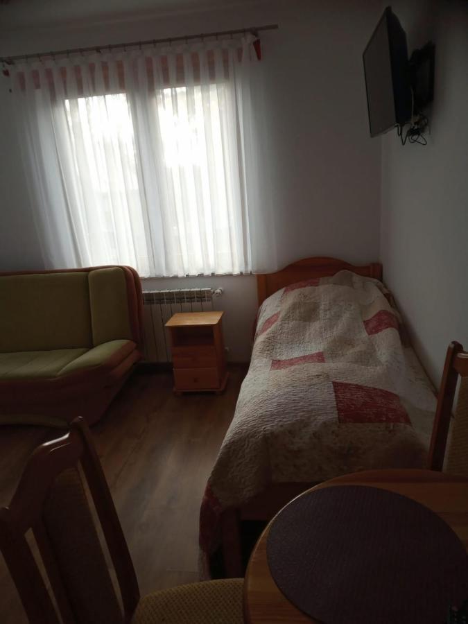 Pokoje Goscinne Tomasz Międzywodzie Exterior foto