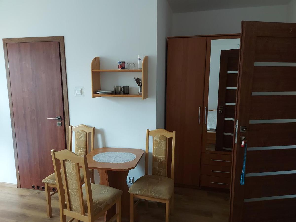 Pokoje Goscinne Tomasz Międzywodzie Exterior foto