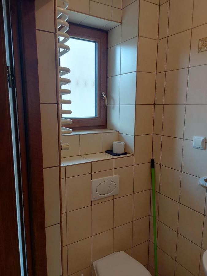Pokoje Goscinne Tomasz Międzywodzie Exterior foto