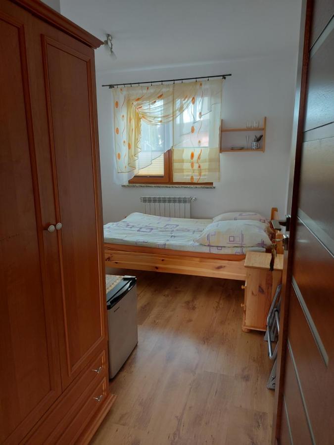 Pokoje Goscinne Tomasz Międzywodzie Exterior foto