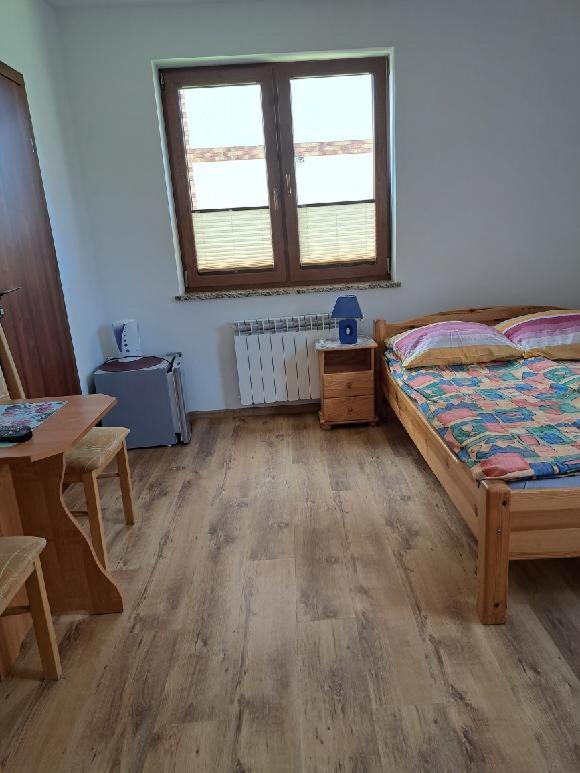 Pokoje Goscinne Tomasz Międzywodzie Exterior foto