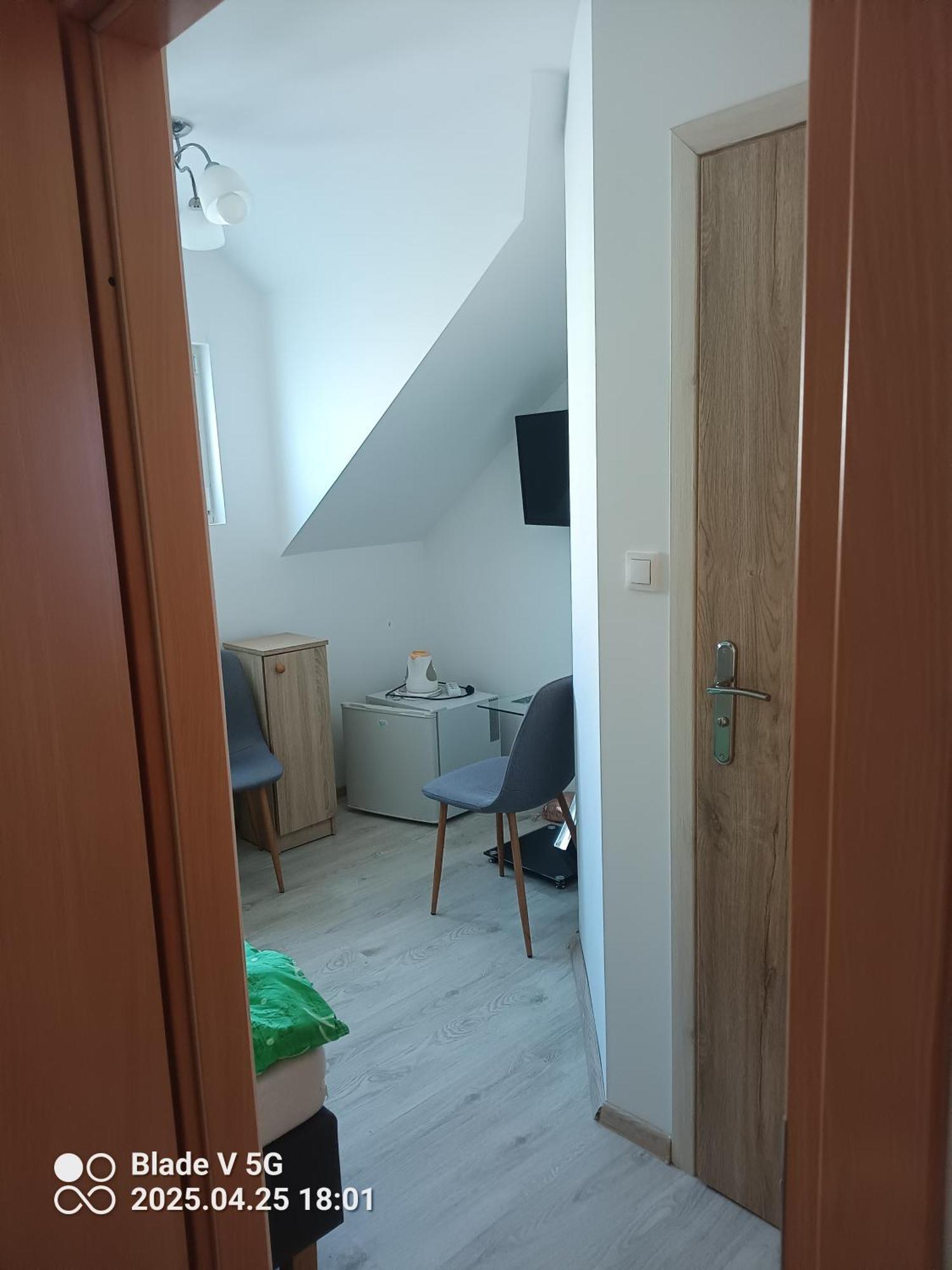 Pokoje Goscinne Tomasz Międzywodzie Exterior foto